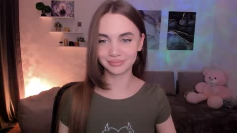 Tessa online show from 05/07/26, 09:42
