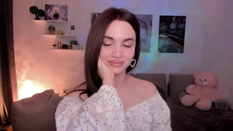 Tessa online show from 05/09/26, 09:53
