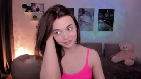 Tessa online show from 05/18/26, 03:24