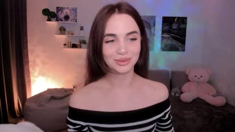 Tessa online show from 05/27/26, 03:25