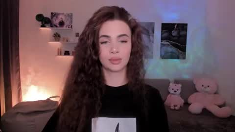 Tessa online show from 07/05/26, 05:25
