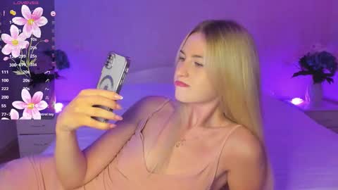 Mellina online show from 09/25/25, 09:07