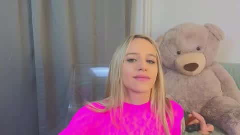  Mellisa online show from 11/21/25, 07:56