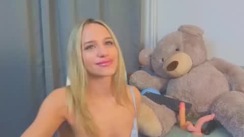  Mellisa online show from 12/13/25, 10:59