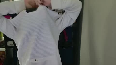 Snapshot of mellpup chatting on 04/13/26, 09:42 MellPUP online show from 04/13/26, 09:42