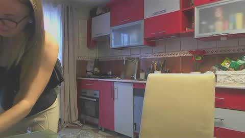 Snapshot of melly_rosey chatting on 02/23/25, 09:55 Melly online show from 02/23/25, 09:55