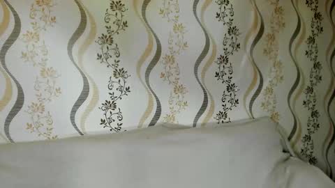 MelMooon online show from 01/15/26, 10:46