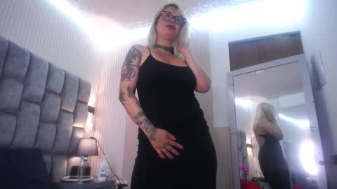 Debora online show from 02/22/26, 08:18