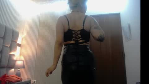 Debora online show from 04/24/26, 09:39