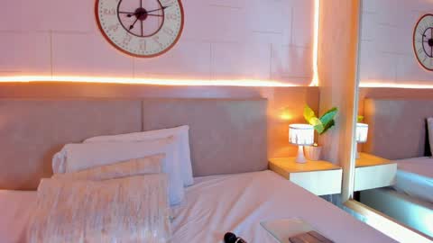 Melody online show from 04/01/26, 02:45