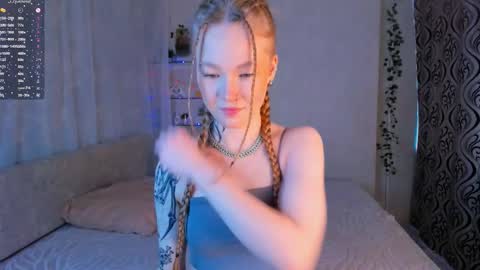 melodievejar online show from 03/24/26, 04:06