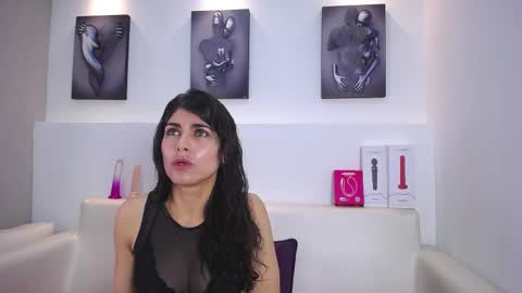 Melodi online show from 11/17/25, 01:06