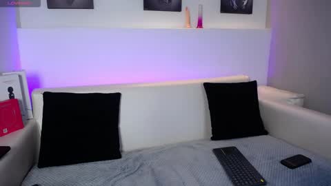 Melodi online show from 03/17/26, 01:36