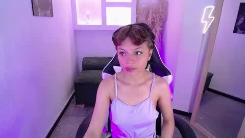 melody701583as online show from 01/14/26, 12:33