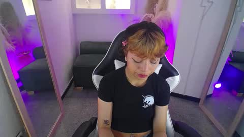 Snapshot of melody701583as chatting on 03/11/26, 12:22 melody701583as online show from 03/11/26, 12:22