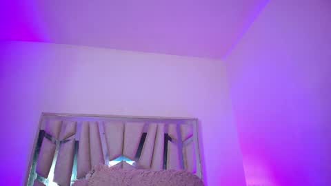    online show from 05/18/26, 05:57