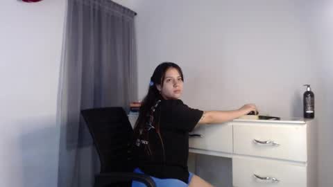 Melody online show from 11/22/25, 03:49