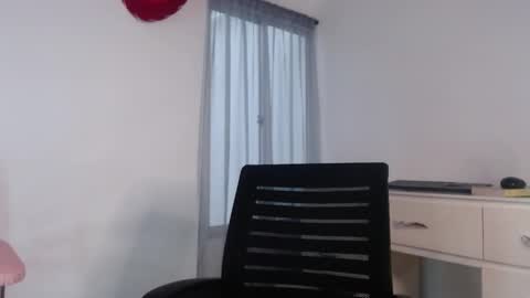 Melody online show from 12/03/25, 09:24