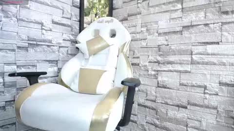 MELODY  HILS online show from 01/13/25, 04:19