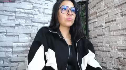 MELODY  HILS online show from 01/27/25, 01:09