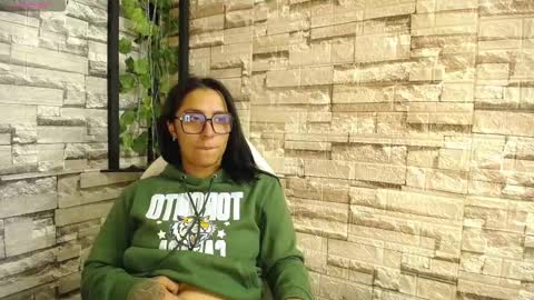 MELODY  HILS online show from 02/05/25, 01:33