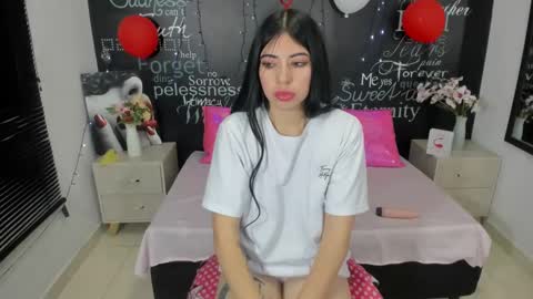 Melody online show from 03/11/25, 03:05