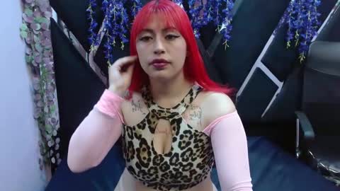 Snapshot of melody_klum chatting on 12/18/25, 02:23 Melody online show from 12/18/25, 02:23