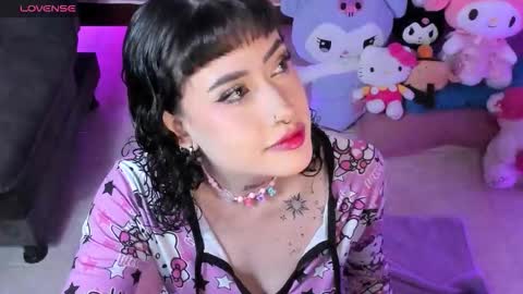 Snapshot of melody_suarez chatting on 10/01/25, 08:04 MELODY online show from 10/01/25, 08:04