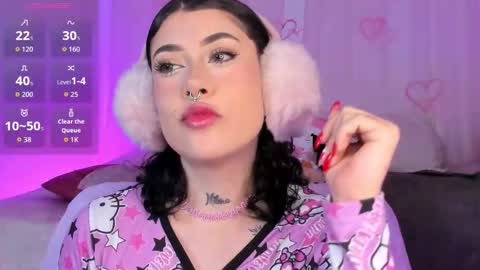 Snapshot of melody_suarez chatting on 11/02/25, 10:23 MELODY online show from 11/02/25, 10:23