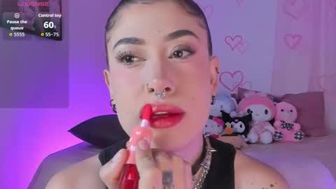 Snapshot of melody_suarez chatting on 11/23/25, 11:15 MELODY online show from 11/23/25, 11:15