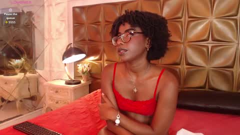 Snapshot of melodyblazze chatting on 05/23/26, 10:25 online show from 05/23/26, 10:25