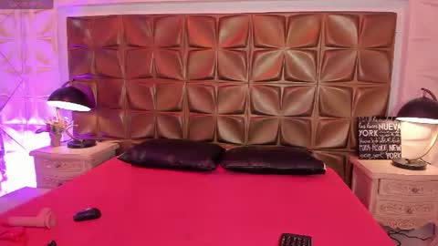 Snapshot of melodyblazze chatting on 07/11/26, 10:11 online show from 07/11/26, 10:11