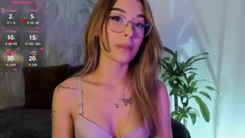 melodylanee online show from 10/24/25, 11:06