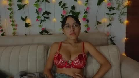 Snapshot of melodywinxxx chatting on 09/30/25, 10:53 Melody Winx online show from 09/30/25, 10:53