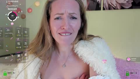 Snapshot of melodyys chatting on 12/15/24, 06:26 Melody My schedule this week Wednesday Thursday Sunday online show from 12/15/24, 06:26