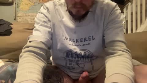 Snapshot of melt13 chatting on 02/18/25, 12:48 melt13 online show from 02/18/25, 12:48