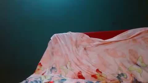 Snapshot of mely1002 chatting on 11/14/25, 10:25 mely tomson online show from 11/14/25, 10:25