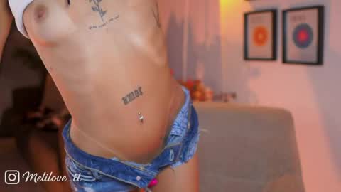 Snapshot of melytaylor_ chatting on 05/15/26, 10:39 Melissa online show from 05/15/26, 10:39
