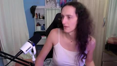 Snapshot of memisecrets chatting on 11/20/25, 05:34 Megumi Aina online show from 11/20/25, 05:34