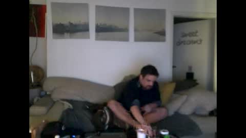 Dennis2Menace online show from 04/12/26, 04:01