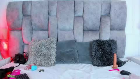  CRISTAL  online show from 01/08/26, 01:13