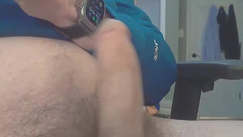 Snapshot of menuke chatting on 01/27/25, 12:54 Manuke online show from 01/27/25, 12:54