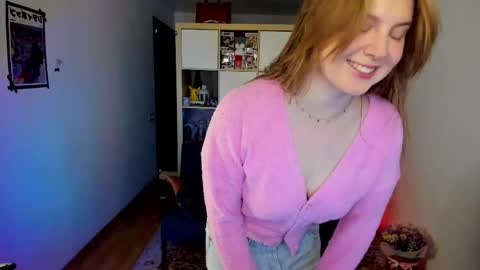 Flora  Next stream November 17th at 6  GMT online show from 05/08/26, 04:51