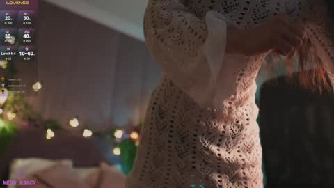 Snapshot of meow_nancy chatting on 12/14/24, 11:29 Heeyyooo Im Nans Subscribe to me I will be glad online show from 12/14/24, 11:29