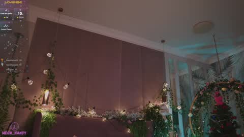 Snapshot of meow_nancy chatting on 12/26/24, 11:10 Heeyyooo Im Nans Subscribe to me I will be glad online show from 12/26/24, 11:10