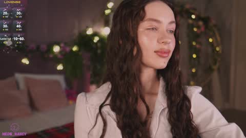 Snapshot of meow_nancy chatting on 01/19/25, 05:15 Heeyyooo Im Nans Subscribe to me I will be glad online show from 01/19/25, 05:15