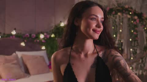 Snapshot of meow_nancy chatting on 01/23/25, 11:15 Heeyyooo Im Nans Subscribe to me I will be glad online show from 01/23/25, 11:15