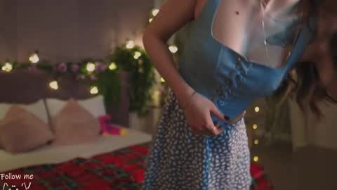 Snapshot of meow_nancy chatting on 02/23/25, 02:46 Heeyyooo Im Nans Subscribe to me I will be glad online show from 02/23/25, 02:46