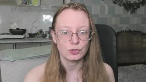 Snapshot of meowcr chatting on 11/07/25, 08:20 meowcr online show from 11/07/25, 08:20