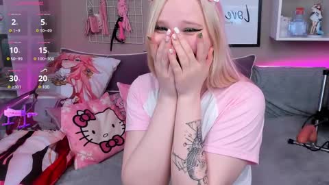 MeowkaKitty online show from 02/18/25, 03:53